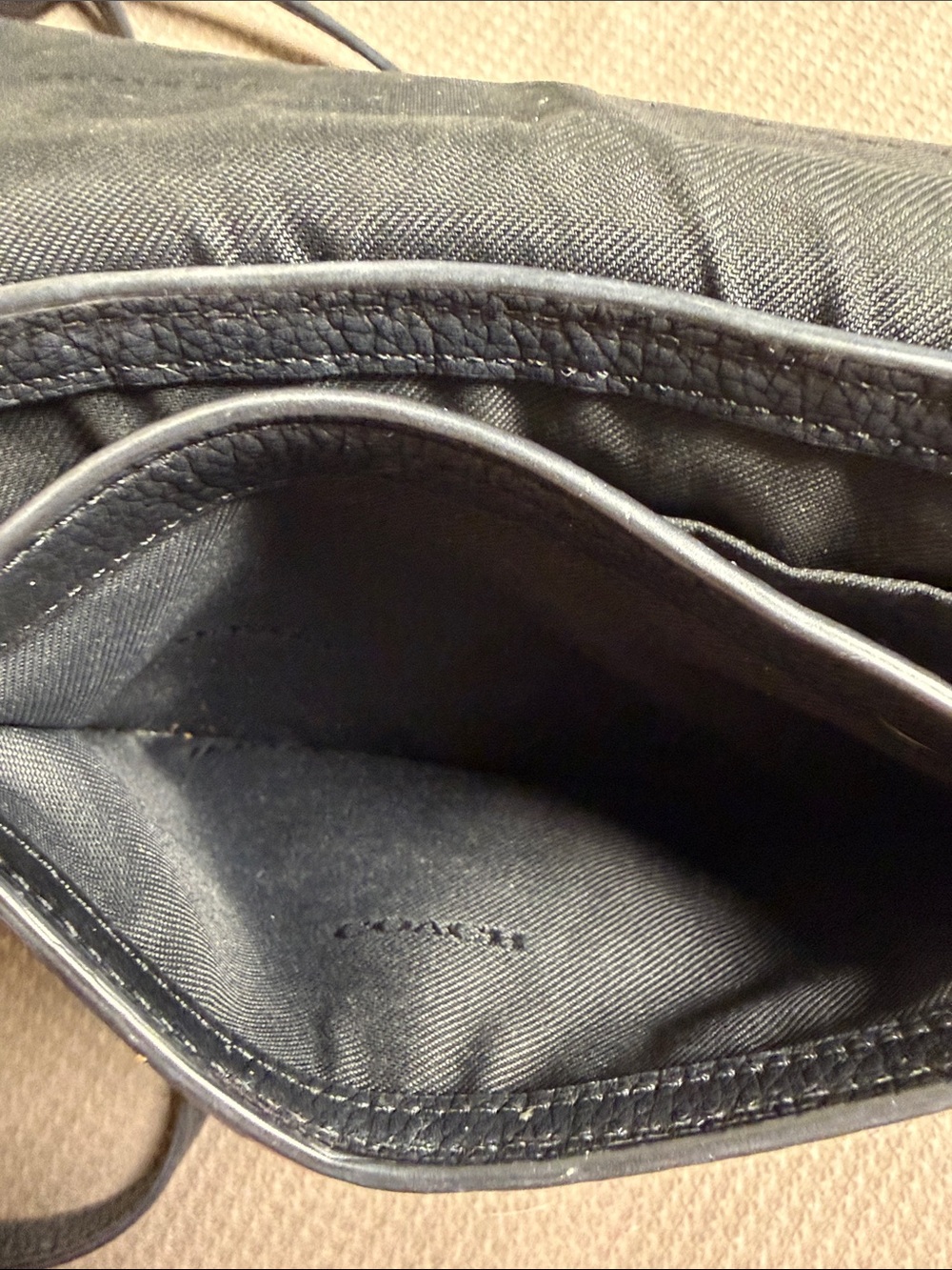 Coach Black Pebbled Leather Crossbody with Gold Turnlock Oval Plate - Picture 6 of 9